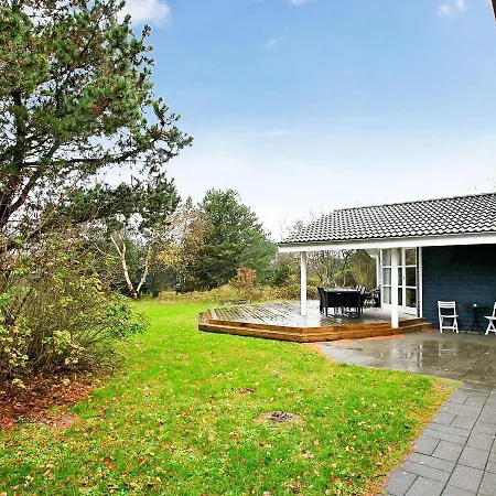 Five-bedroom Holiday In 4 بيت للعطل *