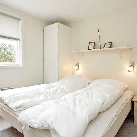 Five-bedroom Holiday In 4 بيت للعطل *